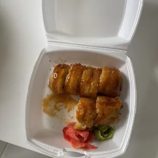Really small and barely any filling, only taste rice