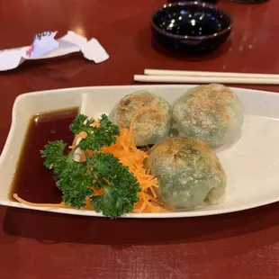 Shrimp and chive dumplings
