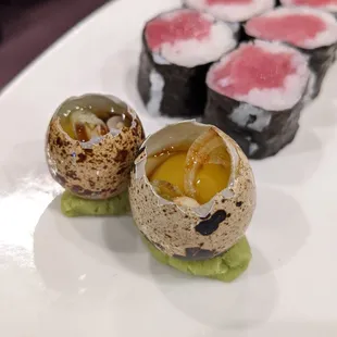 Quail egg (nigiri menu) with ponzu and scallion, tuna roll