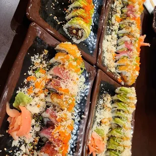 2 mardi gras / 1 caterpillar