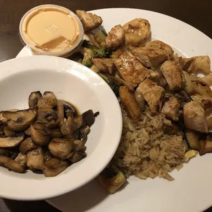 Sakura Japanese Steakhouse + Sushi