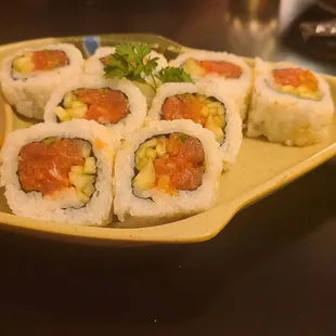 Spicy tuna hand roll