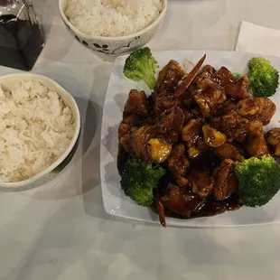 Far, Hunan chicken, near Orange chicken