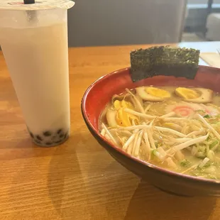 Tonkotsu ramen with pork belly