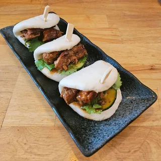 Pork Bao Bun 猪肉夹包