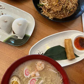 Pad Thai Noodle 泰式炒河粉