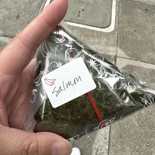 Salmon onigiri