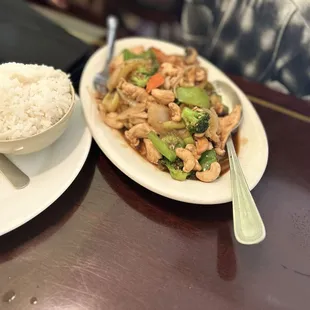 T-16. Pad Cashew