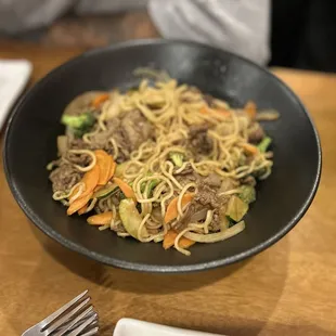 Yakisoba with beef