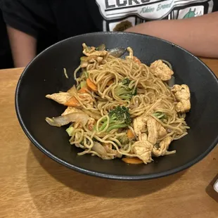 Yakisoba with chicken