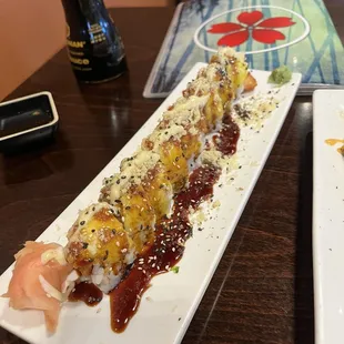 Mango Crunch Roll