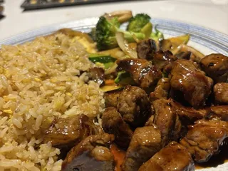 Muteki Ramen and Sushi Bar