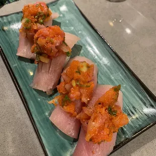 Hamachi Toro