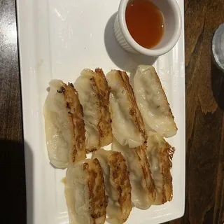 Gyoza (8pcs)