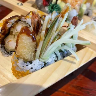 a close up of a sushi dish