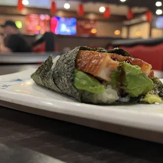 113. Eel Avocado Roll