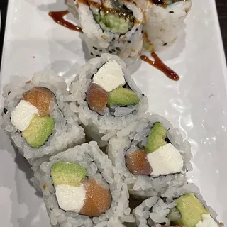 122. Cucumber Avocado Roll