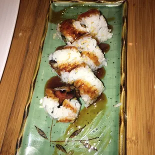 Date night always includes Sakura Sushi. Never ever disappointed.