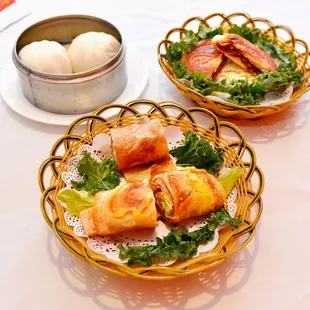 Egg Filling Pancake Laotongguan Pork Sandwich Sesame Bun