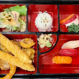 Sushi &amp; Sashimi Bento