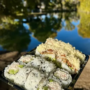 Cali &amp; crunch sushi picnic.