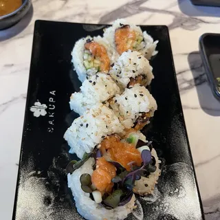 Spicy Salmon Roll