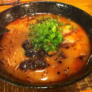 Tonkotsu Red Ramen