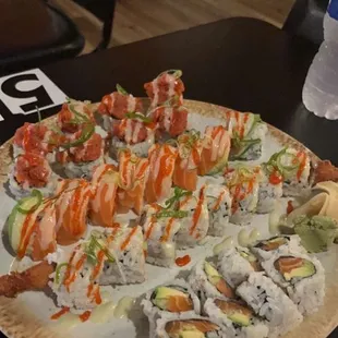 California Sunrise  Pink Roll  Firecracker  Salmon Avocado Cuc