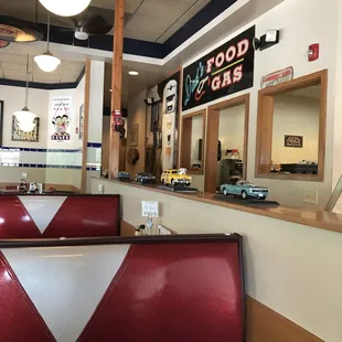 sushi and sashimi, interior