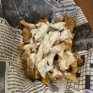 Chicken Alfredo fries - they are on to something here. Wow so good