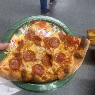 Pepperoni pizza