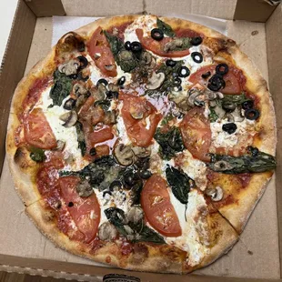 NY Style Margherita w/ Black Olives &amp; Mushrooms - My favorite, the only pizza I'll eat.