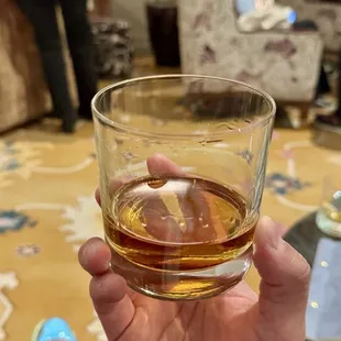 Henry McKenna Single Barrel Bourbon (Fantastic)