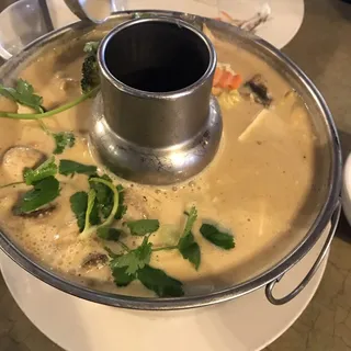 Vegetarian Tom Kha Soup 32 oz