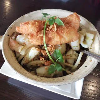 Seafood Claypot