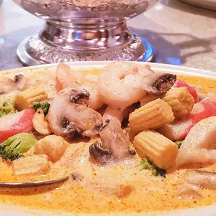 Exquisite Seafood Combo in a delicious red curry sauce.
