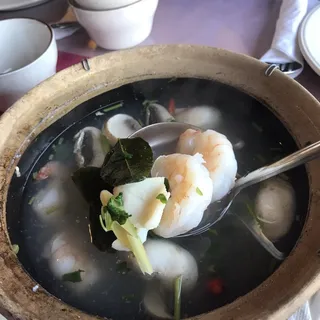 Tom Yum Seafood