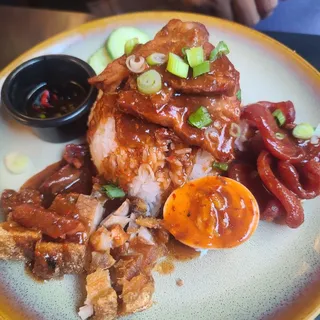 KAO MOO DANG ( Lunch Special)