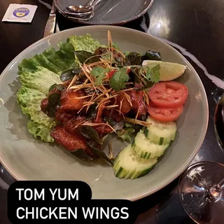 TOM YUM CHICKEN WINGS