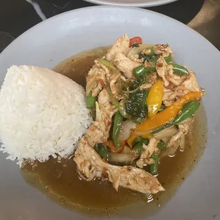 PAD KRAPRAW (Basil)