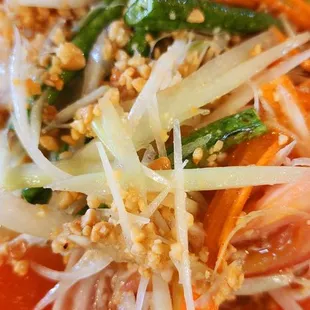 PAPAYA SALAD
