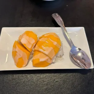 Mango sticky rice