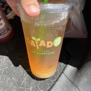 Mango green tea