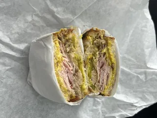 Harvey’s Deli