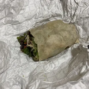 horrible paid for 2 full wraps and got 1 and half