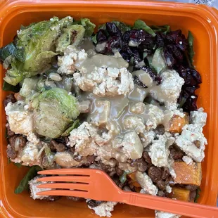 Autumn salad with choice of tofu