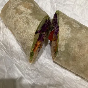 Thai chicken wrap with peanut sauce
