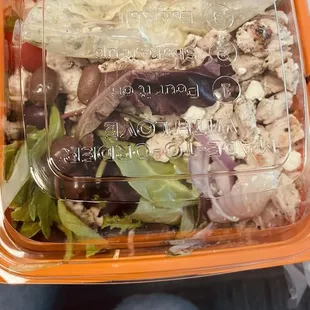 Greek salad with chicken