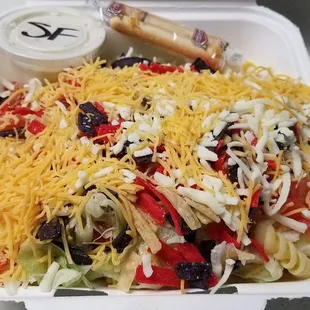 Cheesy BLT Pasta Salad (Pasta underneath)