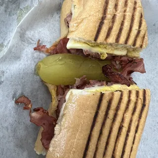 Pastrami Sandwich